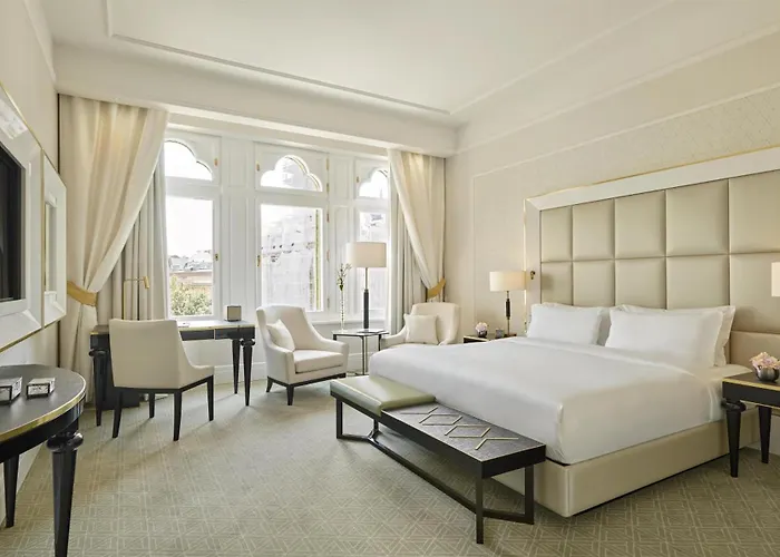 Parisi Udvar Budapest, Part Of Hyatt