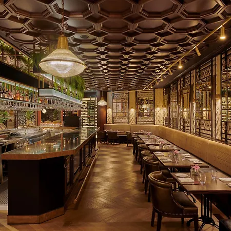 Parisi Udvar Budapest, Part Of Hyatt Budapeşte
