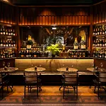 Parisi Udvar Budapest, Part Of Hyatt 5*