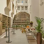 Parisi Udvar Budapest, Part Of Hyatt Hotel Budapest