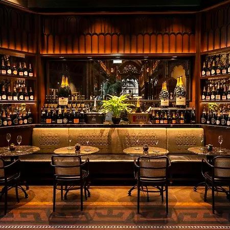 Párisi Udvar Budapest, Part Of Hyatt 5*