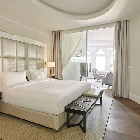 Parisi Udvar Budapest, Part Of Hyatt Hotel 5*