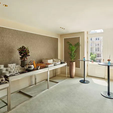 Hotel Parisi Udvar Budapest, Part Of Hyatt 5*