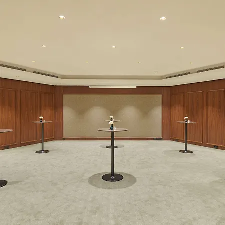 Parisi Udvar Budapest, Part Of Hyatt 5*