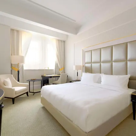 Parisi Udvar Budapest, Part Of Hyatt Hotel