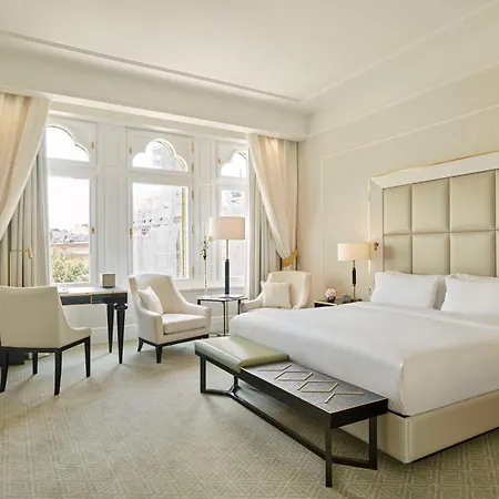 Parisi Udvar Budapest, Part Of Hyatt