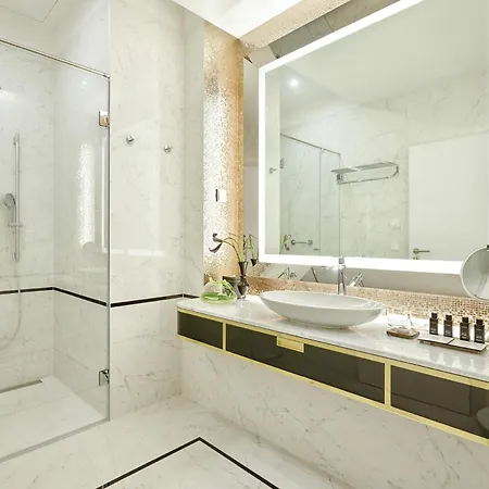 Párisi Udvar Budapest, Part Of Hyatt 5* Budapest