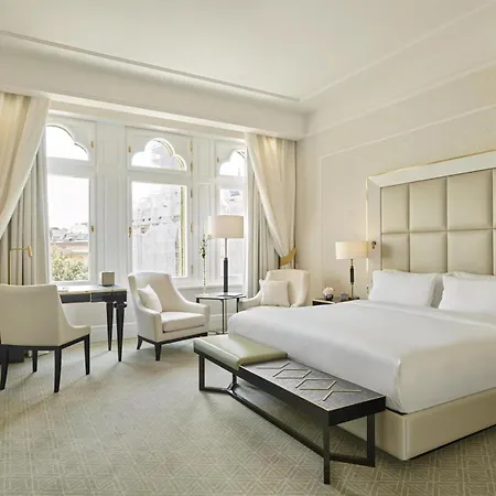 Parisi Udvar Budapest, Part Of Hyatt