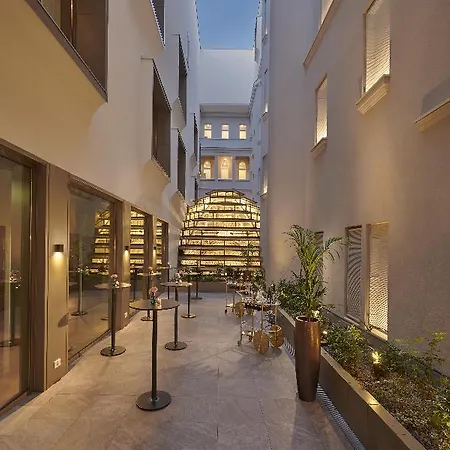 Párisi Udvar Budapest, Part Of Hyatt 5* Budapest