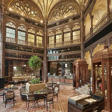 Párisi Udvar Budapest, Part Of Hyatt Hotel Budapest