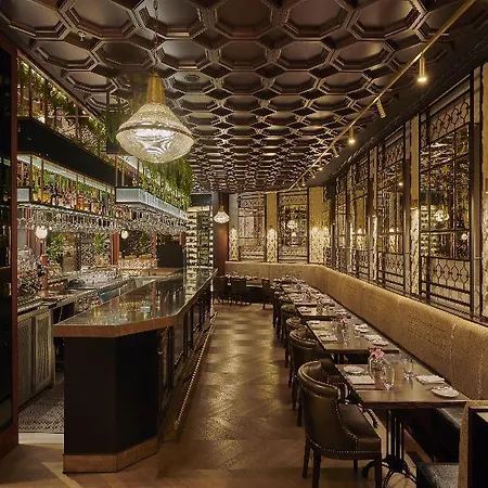 Parisi Udvar Budapest, Part Of Hyatt 5* Budapešť