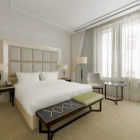 Párisi Udvar Budapest, Part Of Hyatt Hotel