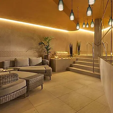Párisi Udvar Budapest, Part Of Hyatt 5*