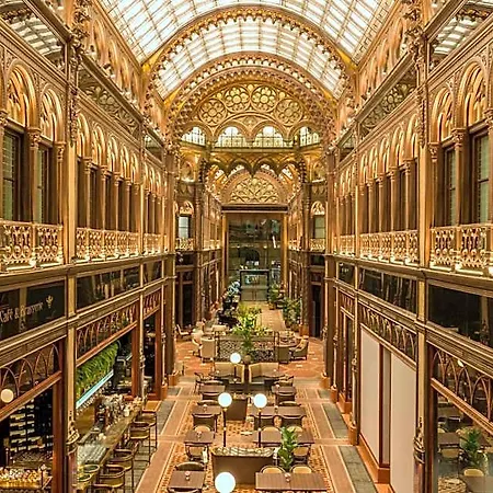 Párisi Udvar Budapest, Part Of Hyatt 5* Budapeste