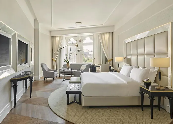 Szálloda Párisi Udvar Budapest, Part Of Hyatt 5*