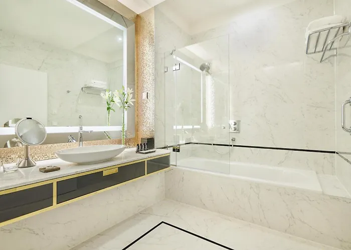 Párisi Udvar Budapest, Part Of Hyatt Szálloda 5*