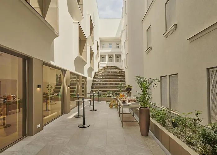 Párisi Udvar Budapest, Part Of Hyatt Budapest